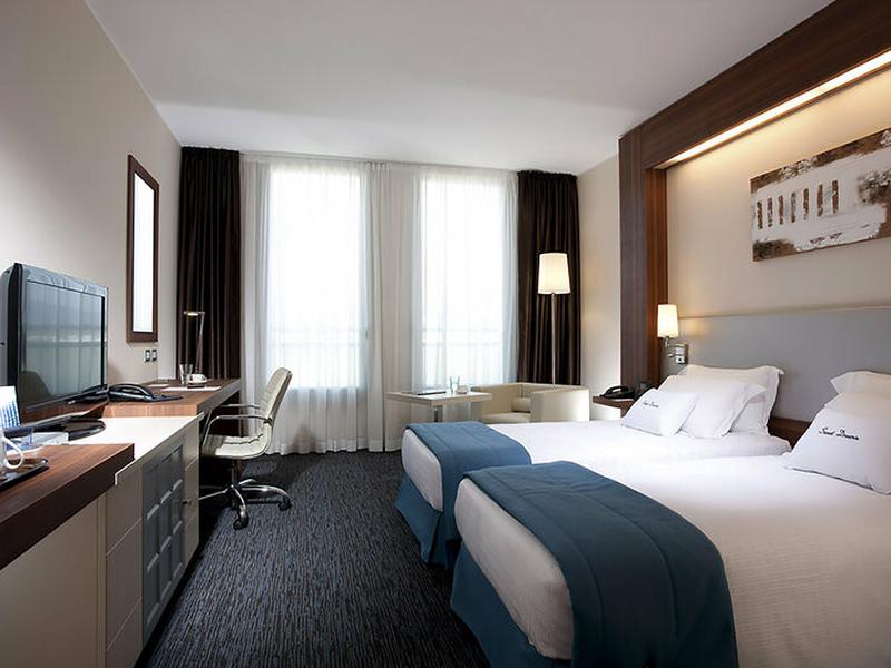 403995393DDA0901F012C981501A3B97