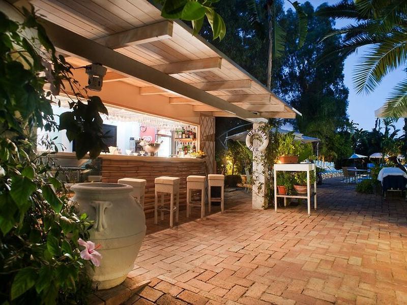 B910DA3B75EE6D525E194BCD2E118EB0