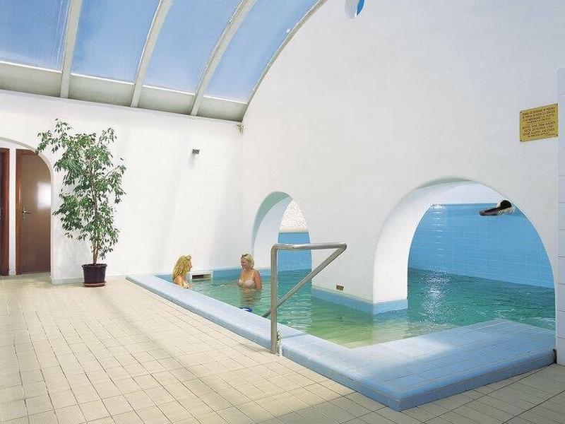 47EA6886DA006D491C1F0DB3A3B8BEB6