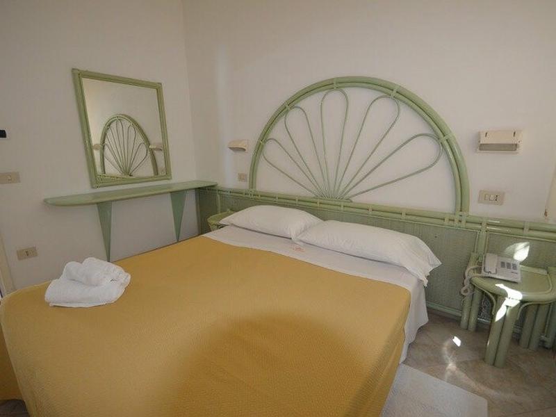 C9007B1303CE7A46B1DD503D26863841