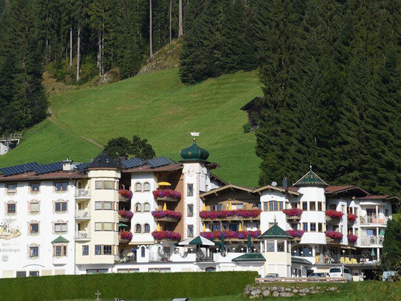 0107B0E0BB20F22B9884902E4C84BE24