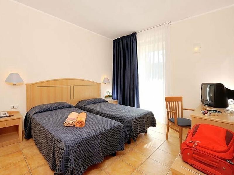 BFD64CFFBD7D0D6F6CD6ABBC33EB62F3