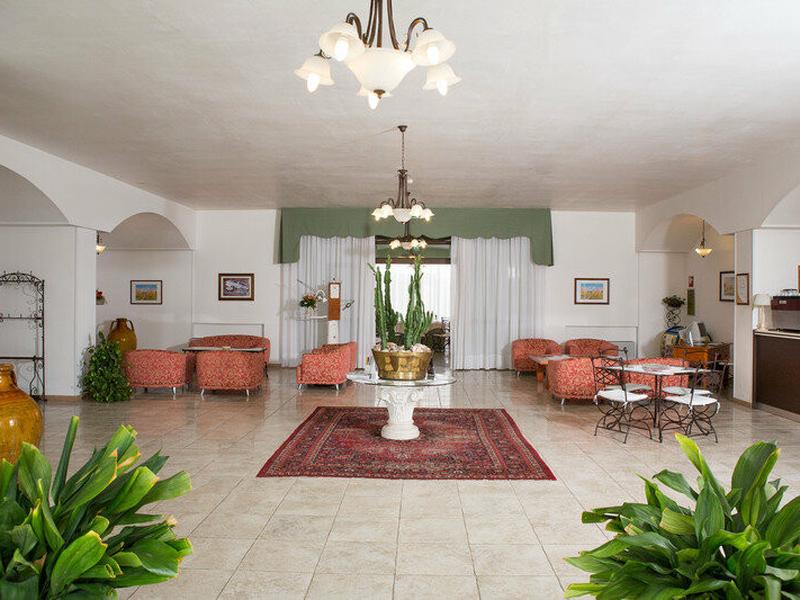 010758B961336652054662D06B9B79AC