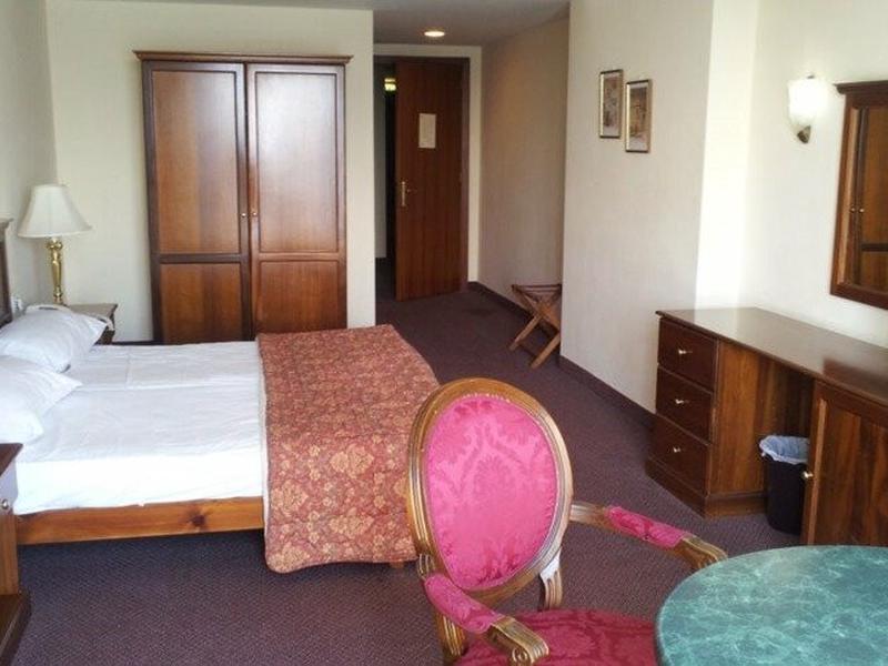 32AEA37BB782DDA702E6E76F24FBFC00