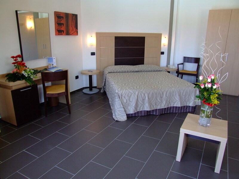 641D9C1CF68D64E8B50F7BE6A2FFF19F