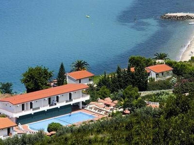 0277411975257081A6C8D106CF8B0513