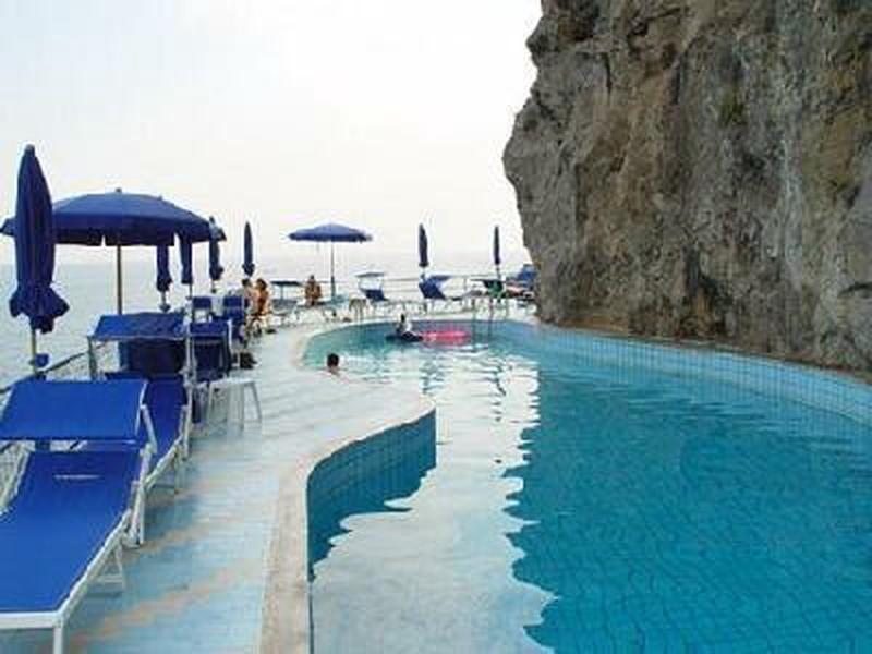 5D16E8D2ABB34098787A0D3C735875BF