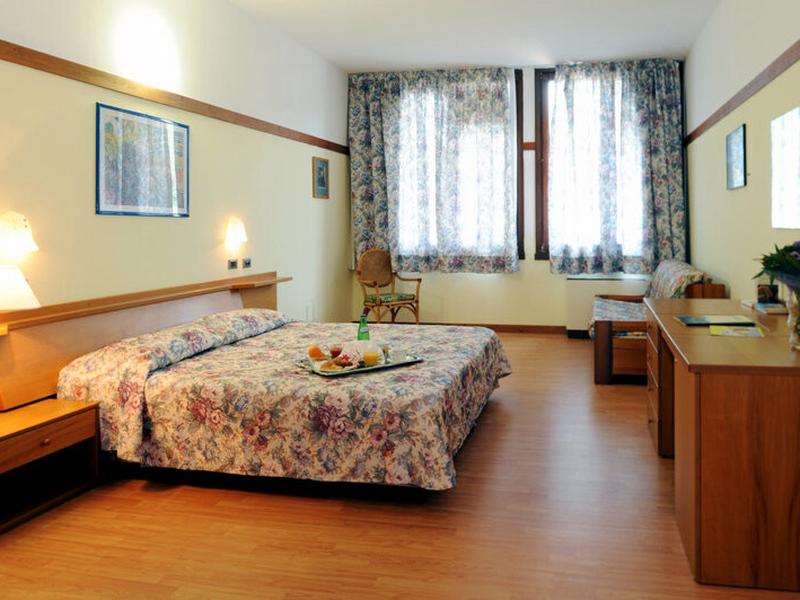 671CE08D252117F49125C06EAB18FD15