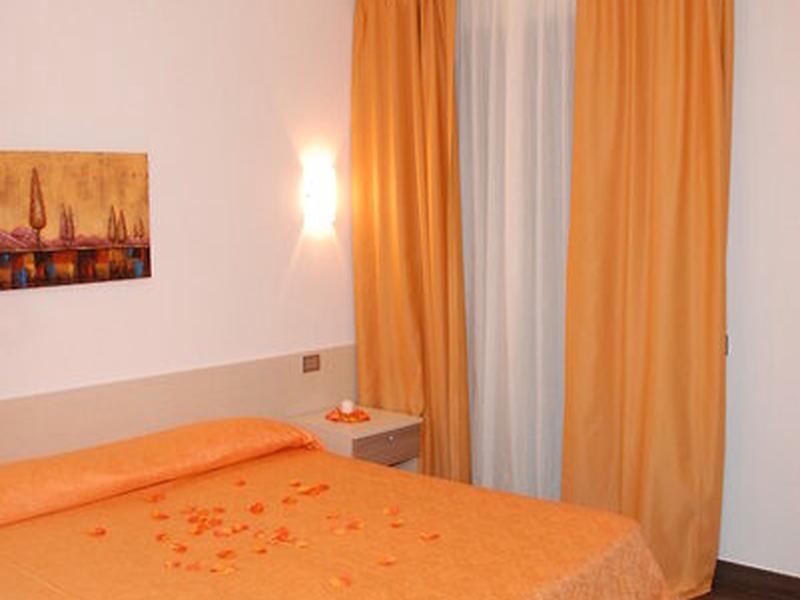 CD081AD555B625DE042468D66E82D03E