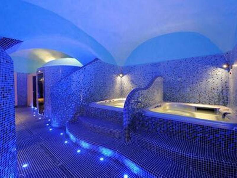 7815EDE2B4616D6EFB264A5F80961B4A