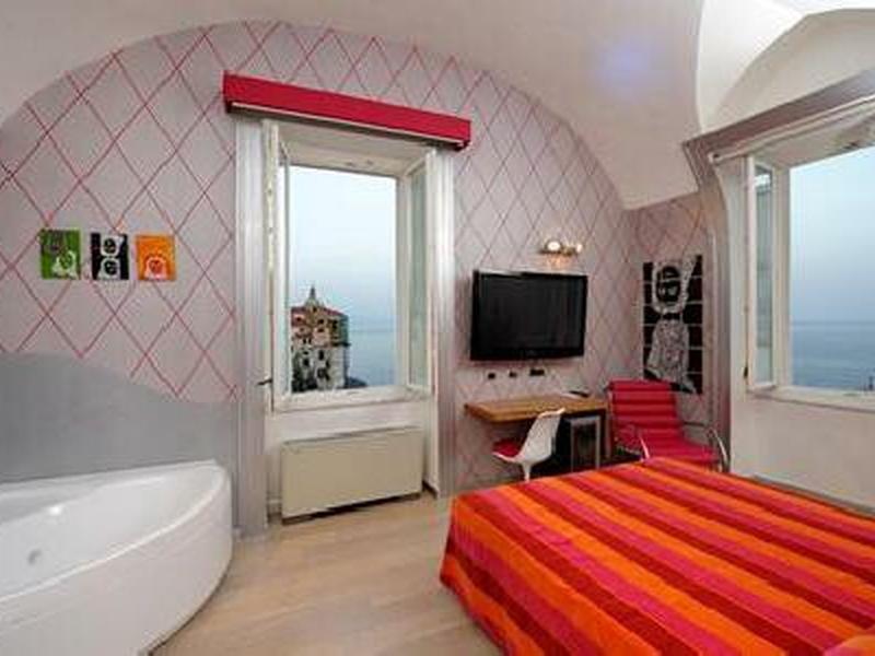 B213D42E6EC6619B8932AB5BC2ED8BD0