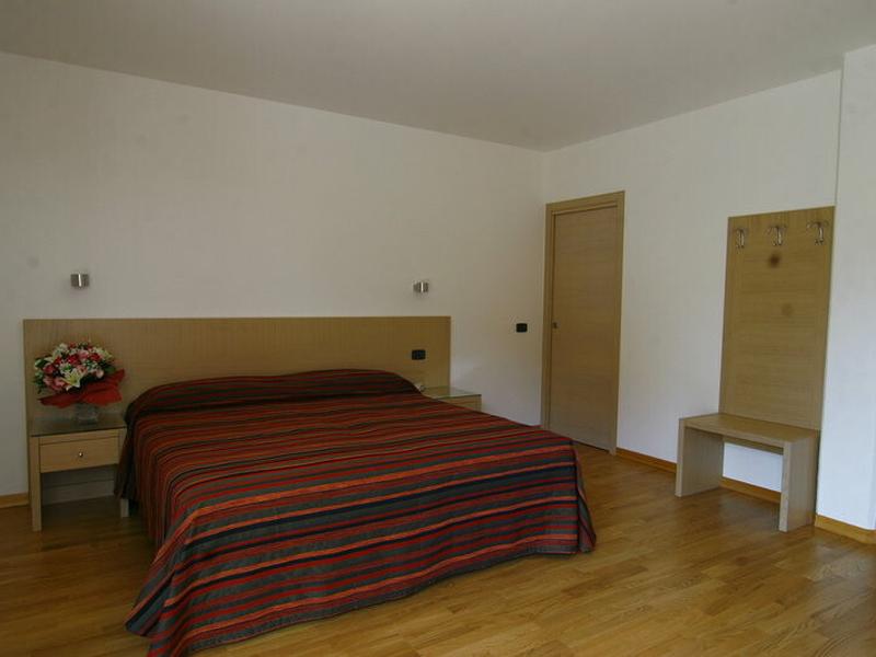 1D2A1030906A0437D672E28B8C242C3D