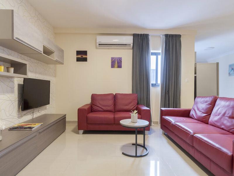 8F8628BB62E4C5755AC5F487BA5ADDE5