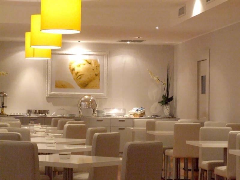 0936F759A32546FE49F44D4721A651FB