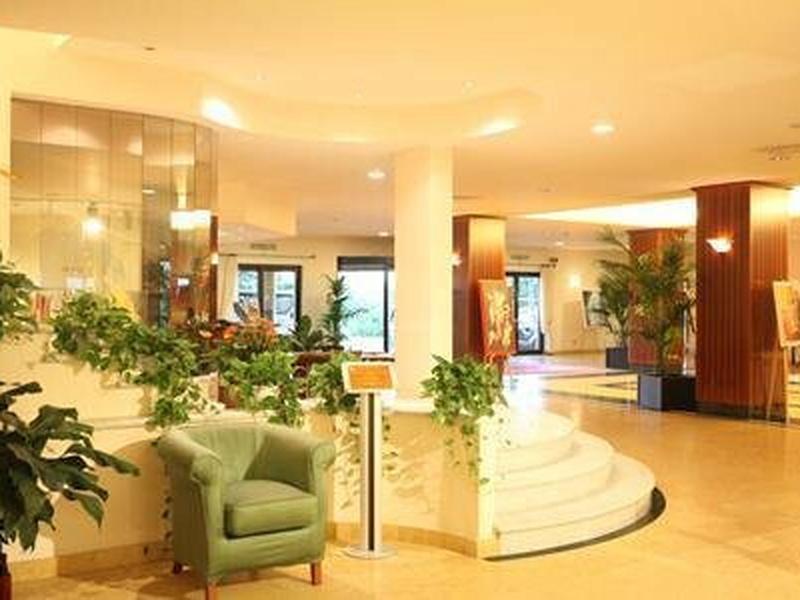 89EB88DC914FE20FA7EEF714743F8698