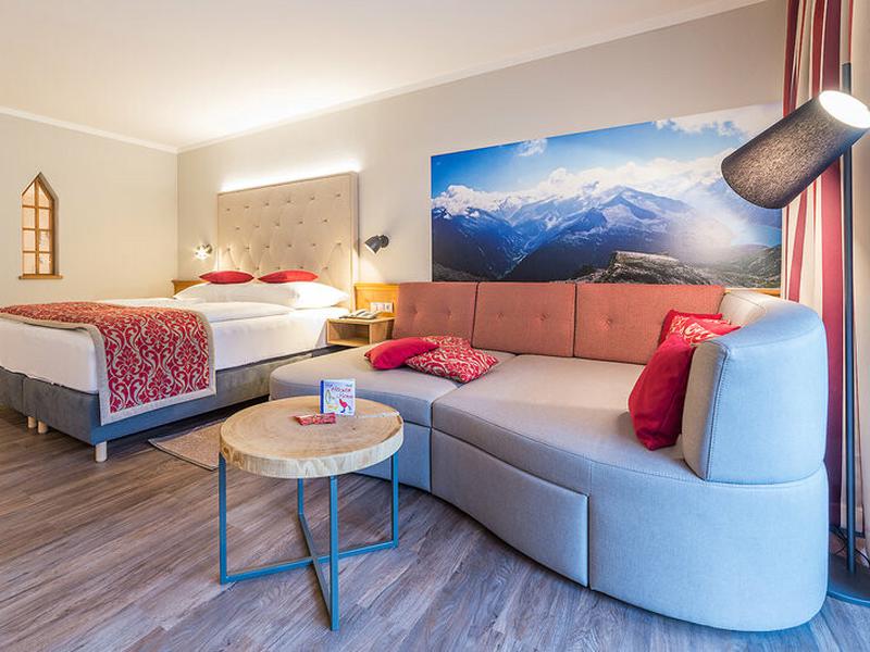 4877FC8F685040A487DA61684F9100F9