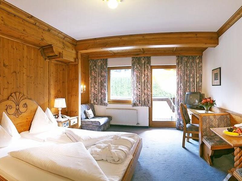 9FD51CD7DC9C0640E6E0E334074F081E