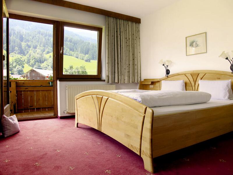 80A272EAD51A8F184A43FD343DB10719