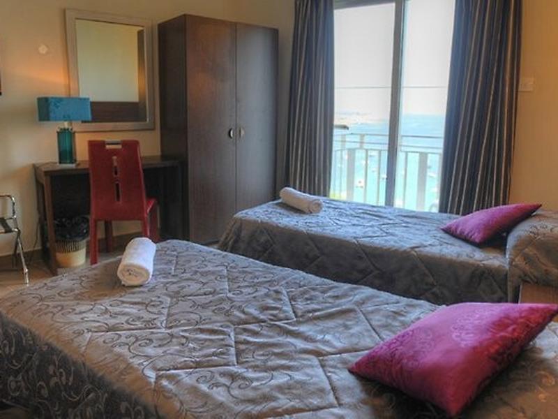 EEDAB769C7E94771C76C6309B6786AAC