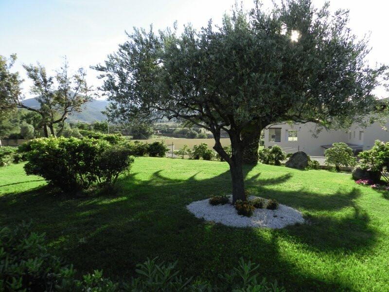 42B1A6E4ED818C81CB18C81DB17EF332