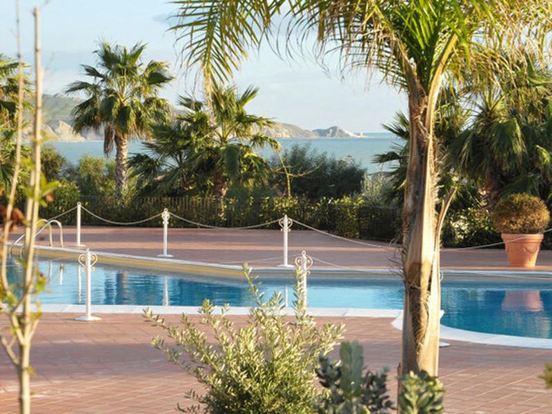 E0A51A92A073E7A071CE196E2172D5B3