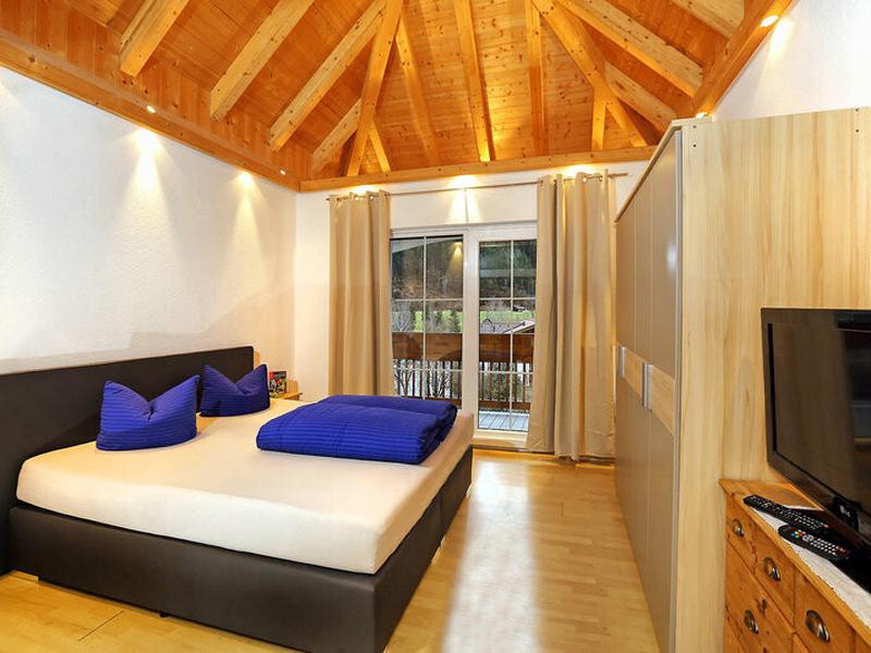 90249D36159FE9D7F1E1934D000104AD