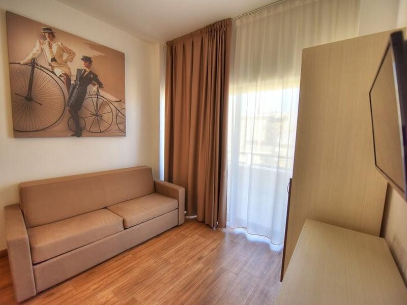 04EEEBEEAF803EE999797C171C945C38