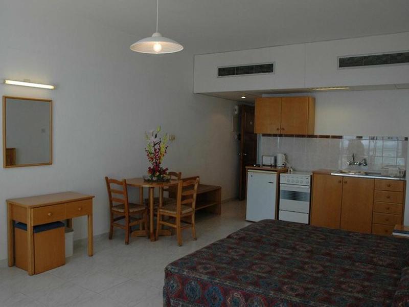 ED07666C9C9E16677B485ACBD3BEDF7A