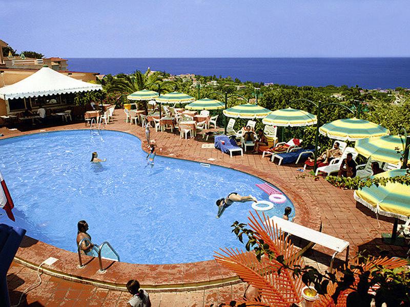 919BA89A11CF93339D4AFF5BB3077A00