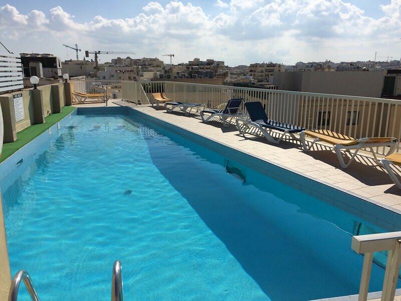 2BBB3859DF809013B435A807E3CB0BAE