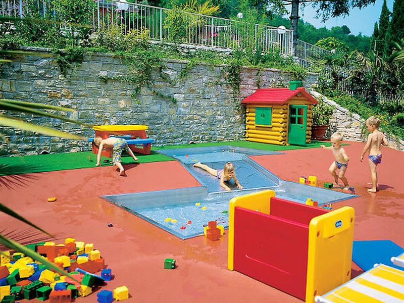 E775DF20DAC82EB6B7FD3FF45D6494BC