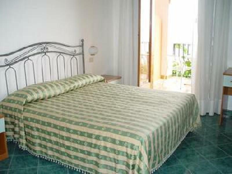 2F857B45DDEC545BBDBB47D2475A88FA