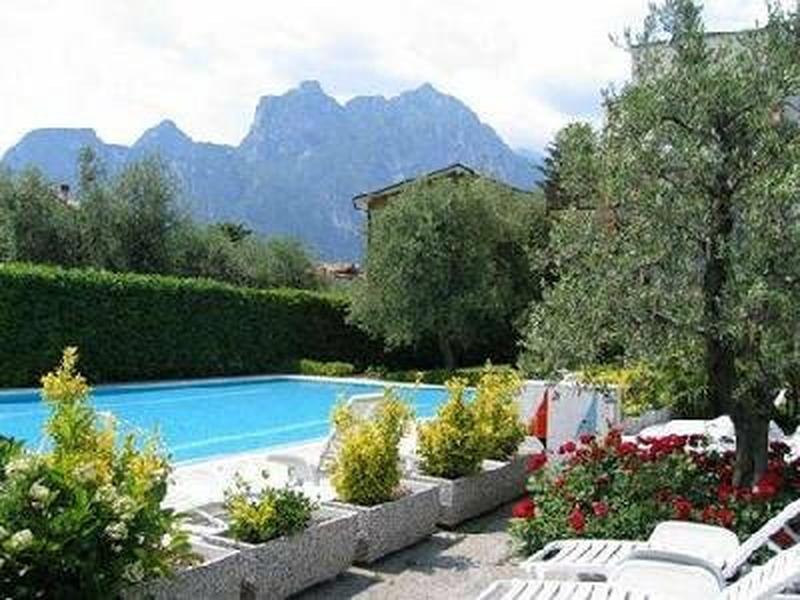 B1064FDA08775CE006021646B9FD48E6