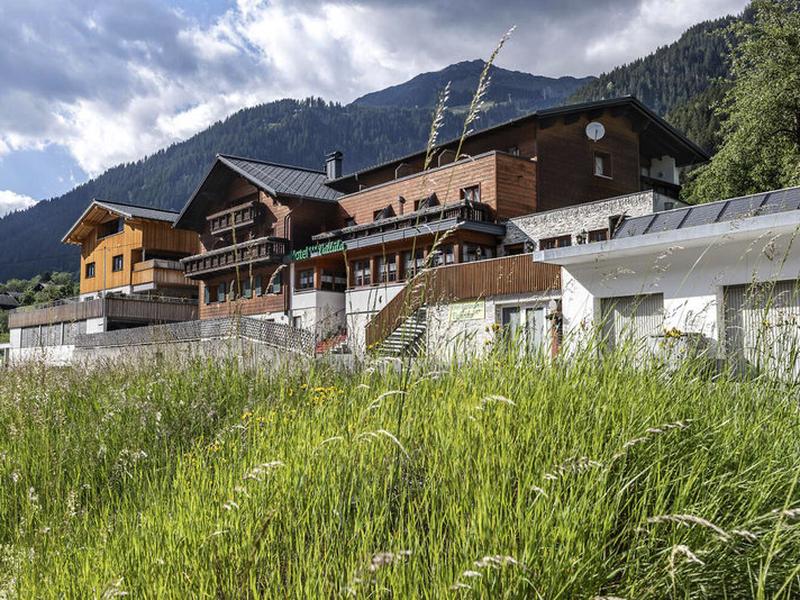 41EF7EBB5483719D9EB192C644649D01