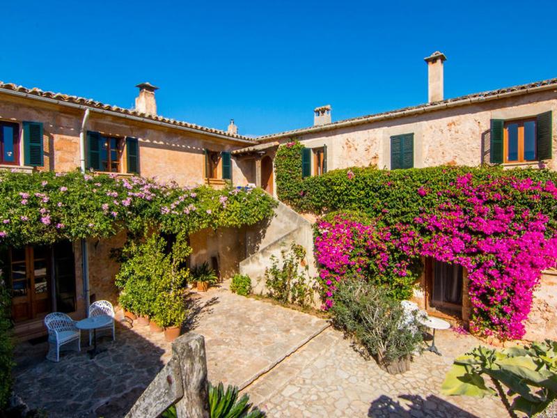 02382B7C1B405DC0E772612756974CBB