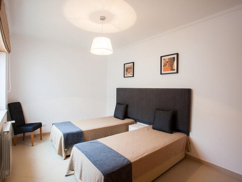 02B4FF32C6B73DA926645BBB1B5E770B