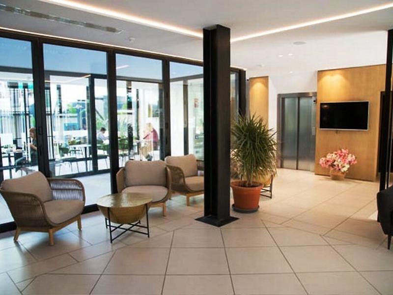 40668CC743DDAB0C74D5D7B9575FDF1A