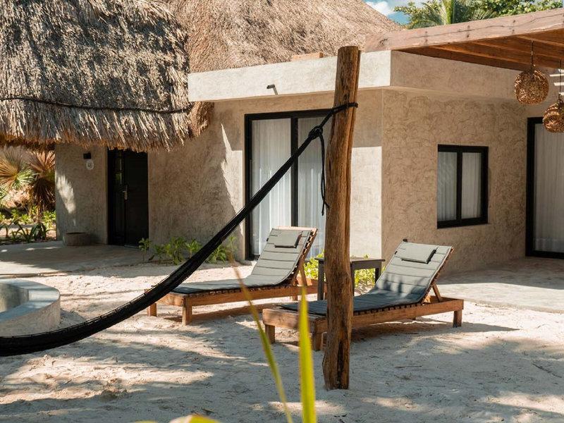 EB21192D42DAAF84A1D3B4F7871289A1