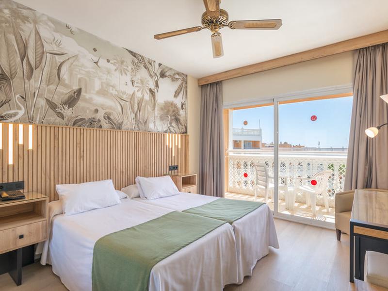 9D00DF8ACB7E7CC0BCC7A1085FA38A80