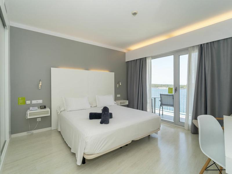 C1B88363C26B446359EEC43A3B6D19A9