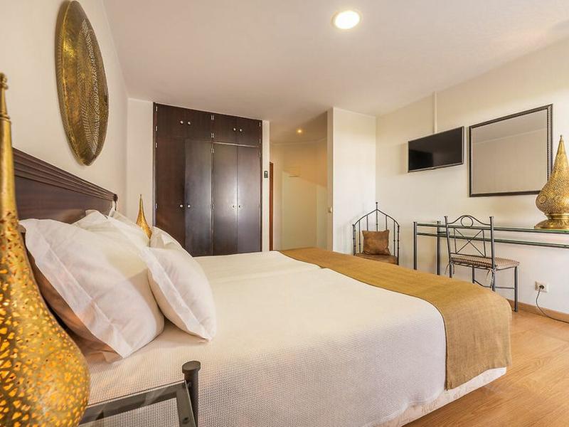 6A841F82AAA130F9D49DA10F3CA3E697