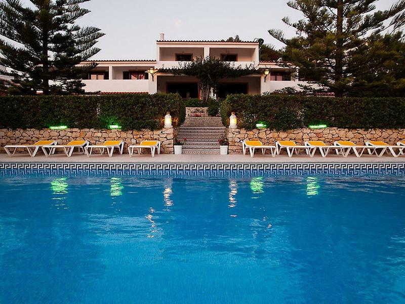 C006FAD9DDF455B0CC1A6487D087B56F