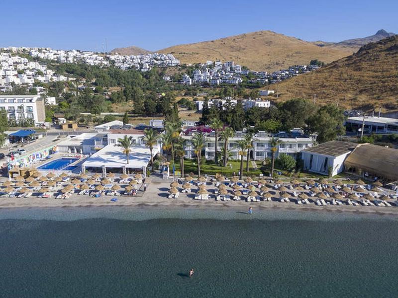 FEF4BBE3E6359D7E2C684A2B63D876D2