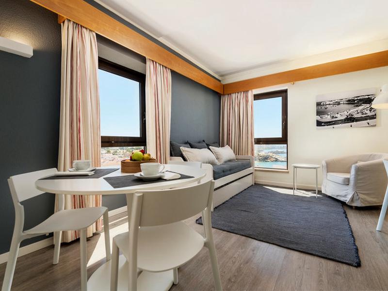 92532A1B550D80E1C73D9397E2969A95