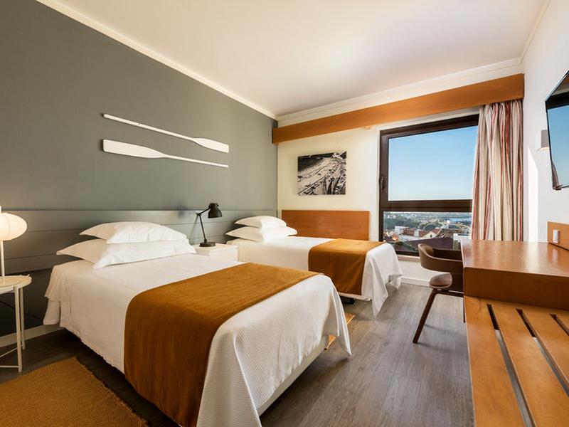 DD5AA677542772DDC8DA1B0A83E65A7E