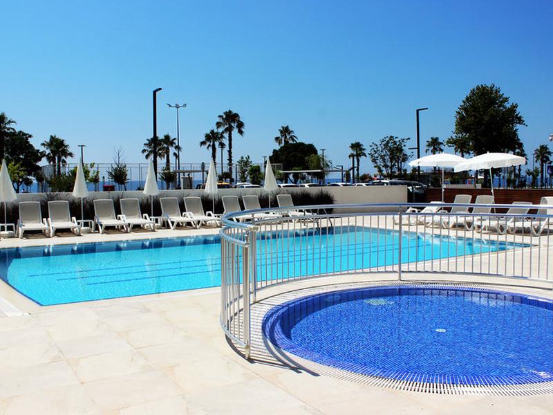 B0EB4B84DE554FCA2AF24A2CC7906FC3