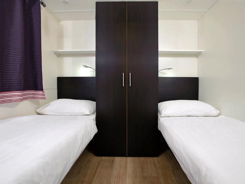 C33A60CEF9D5EFE4561BF13813EE9BD5