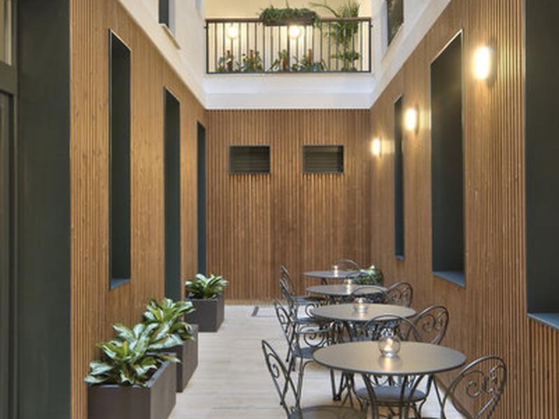 5FB61055B30B61A858957C4FD5F4974F