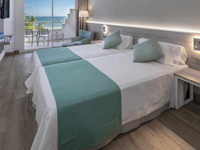 790CC1BF355E2824883F88F7102A7CEA