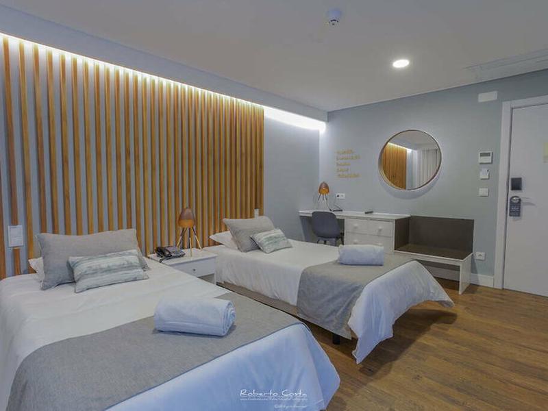 1E0837F4758C61687F4FB9976BE42187